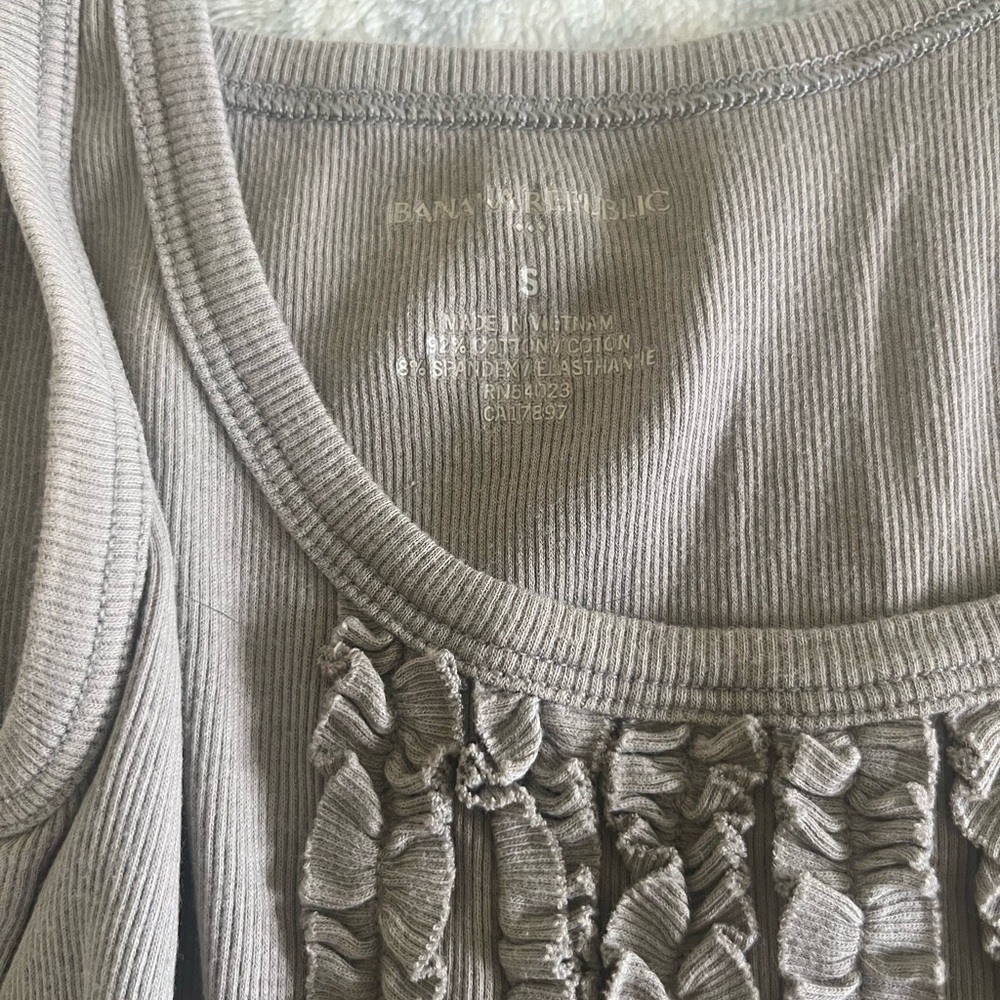 Banana Republic Ruffle Tank Tops - Picture 4 of 8